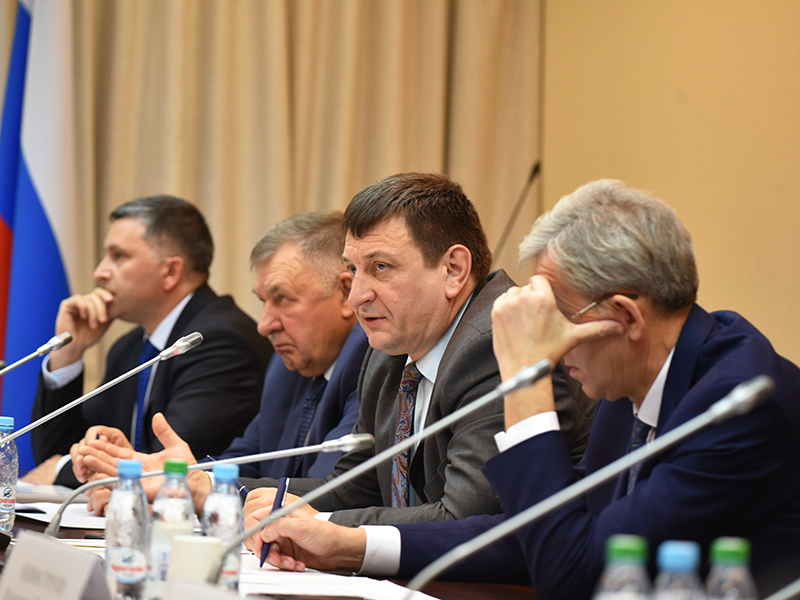 Председатель Смоленской облдумы принял участие в заседании комиссии Совета законодателей