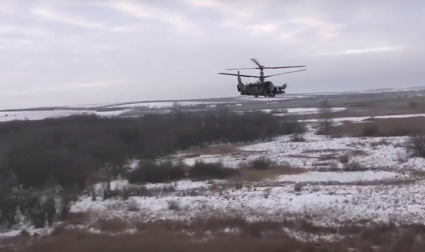 Российская ударная группа армейской авиации выполнила боевой вылет на Сватово-Кременном направлении