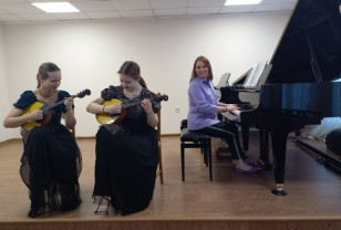 В детской музыкальной школе №5 Смоленска состоялся отчетный концерт