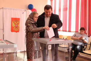 Игорь Ляхов проголосовал