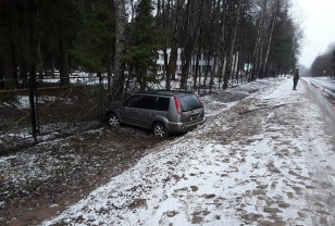 В Смоленском районе Nissan X-Trail сбил пешехода