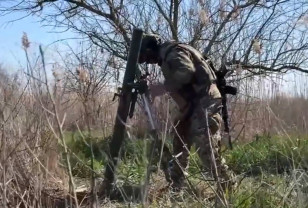Российские бойцы уничтожили миномёт ВСУ на правом берегу Днепра