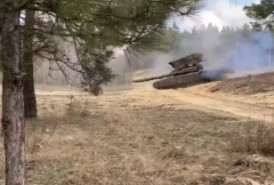 В Херсонской области российские танки уничтожили склад боеприпасов ВСУ