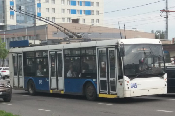 В Смоленске до 22 мая прекращается движение троллейбусов по улице Нормандия-Неман 